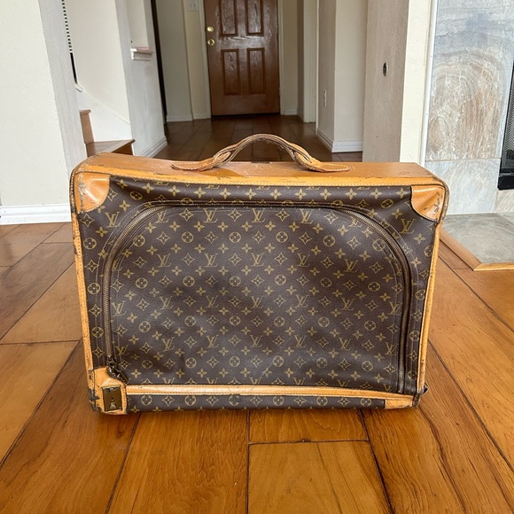 Louis Vuitton Vintage Suitcase - Picture 1 of 16
